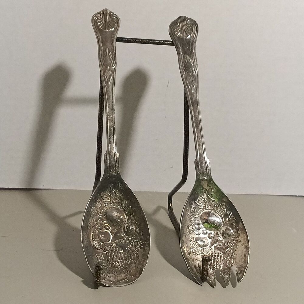 Made in China Engraved Fruit Motif Salad Servers Spoon & Fork 8.75”